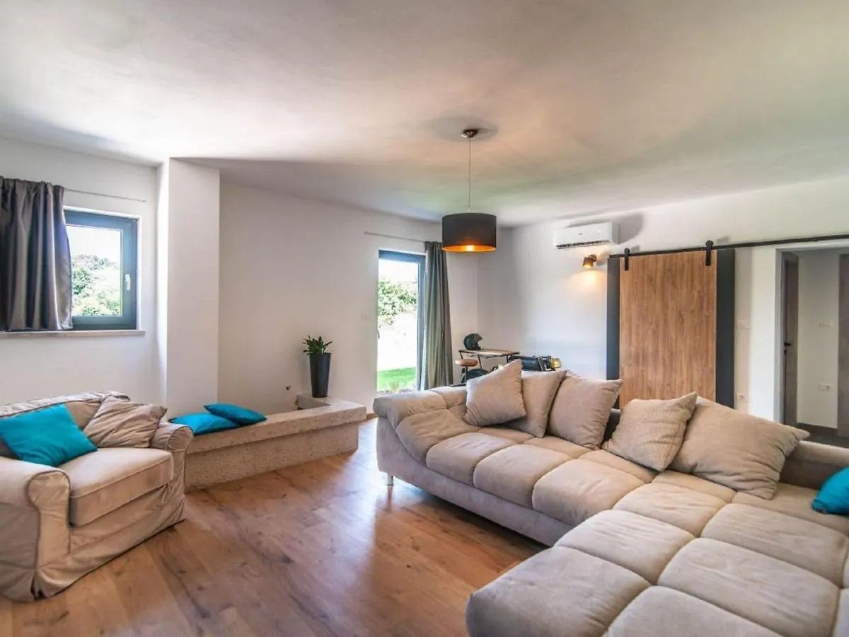 Villa With Swimming Pool And Outdoor Kitchen Svetvincenat 0*,  Croatia